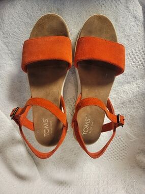 Toms Orange SUEDE Brynn Platform Sandal